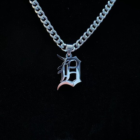 MLB Other - Detroit Tigers Necklace - 5mm Cuban - 22 Inches Silver Chain - MLB - Baseball
